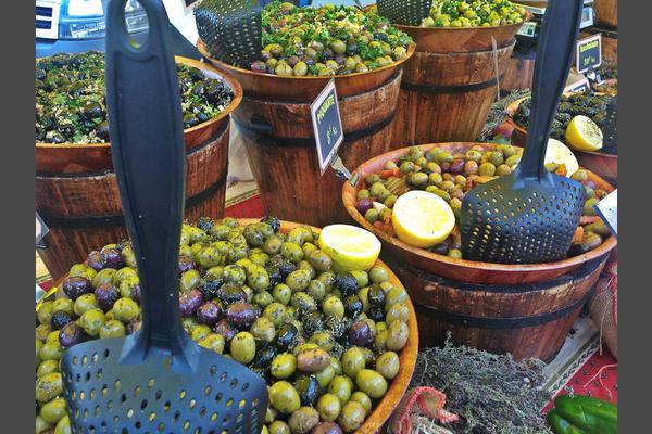 marche de Cavalaire Sur Mer fruits