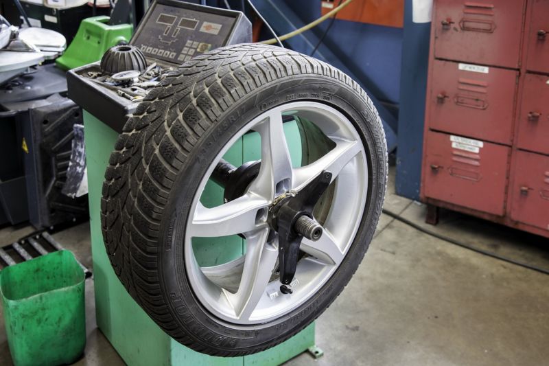 Prix de montage des pneus de voiture : combien ça coûte ?