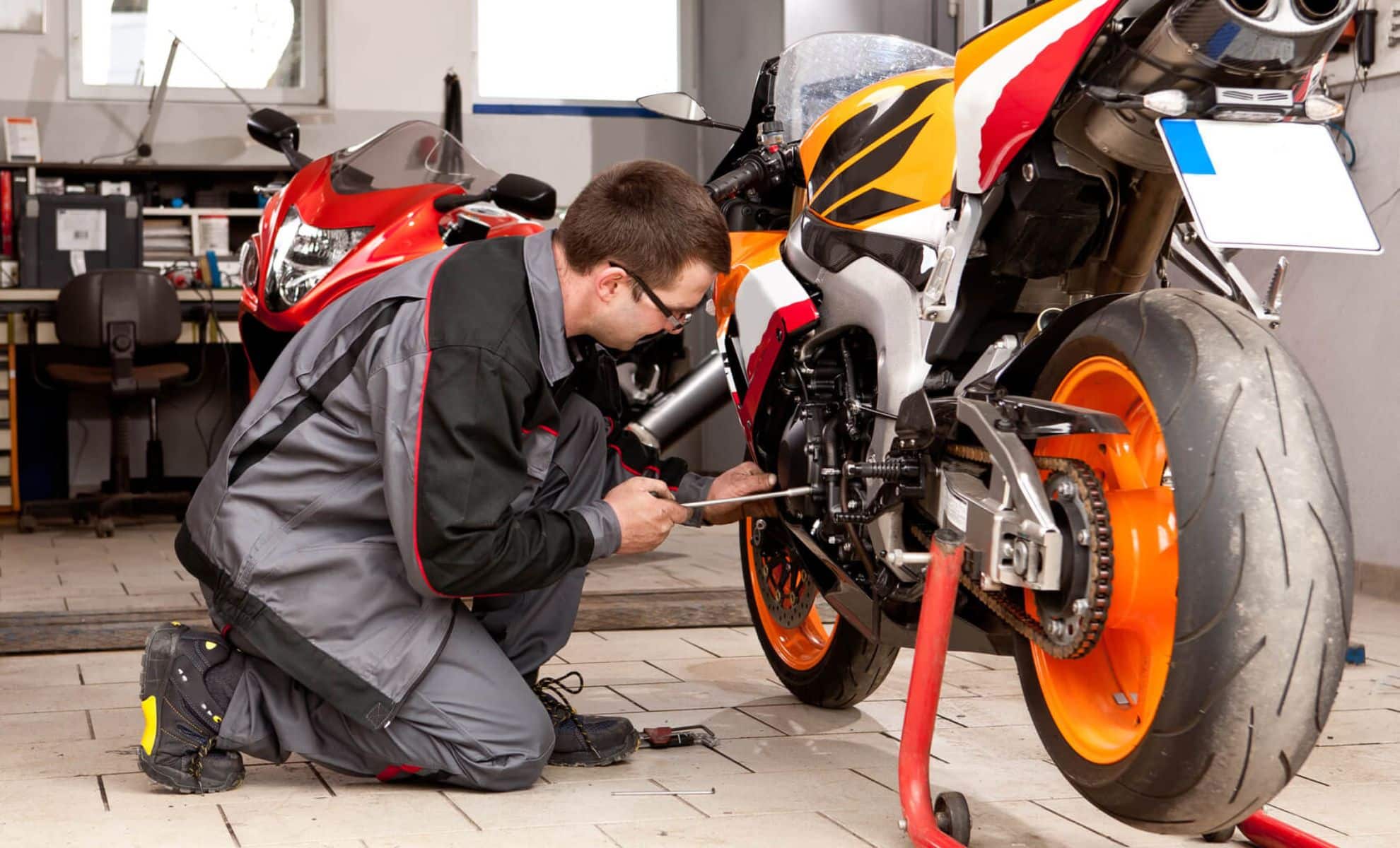 Contrôle technique pour les deux-roues : les décisions du gouvernement