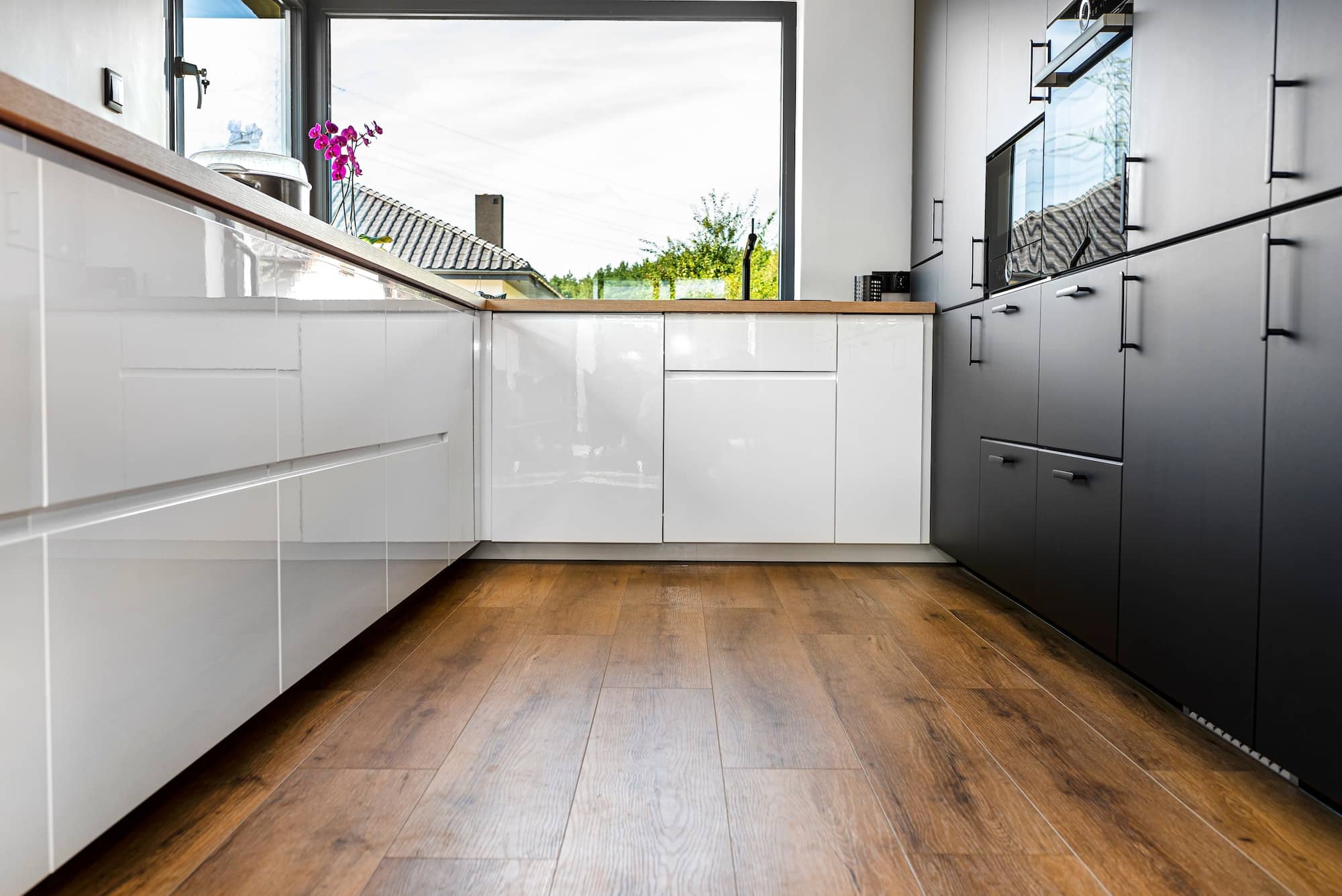 cuisine moderne avec sol LVT