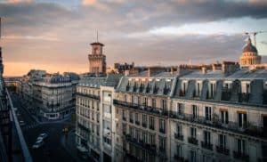 Paris en crise : les recettes des frais de notaire en chute libre !