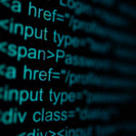 Gros Plan D'un écran D'ordinateur Affichant Du Code Html, Y Compris Des éléments Tels Que Les Balises Input, Span Et Div.